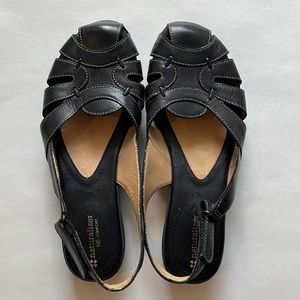 Naturalizer Women’s Flats